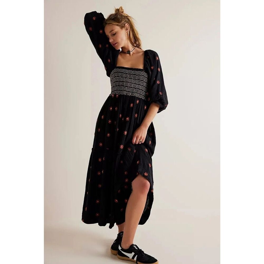 Free People Dahlia Embroidered Maxi Dress Black Combo Smocked Floral  B37 - Picture 4 of 9